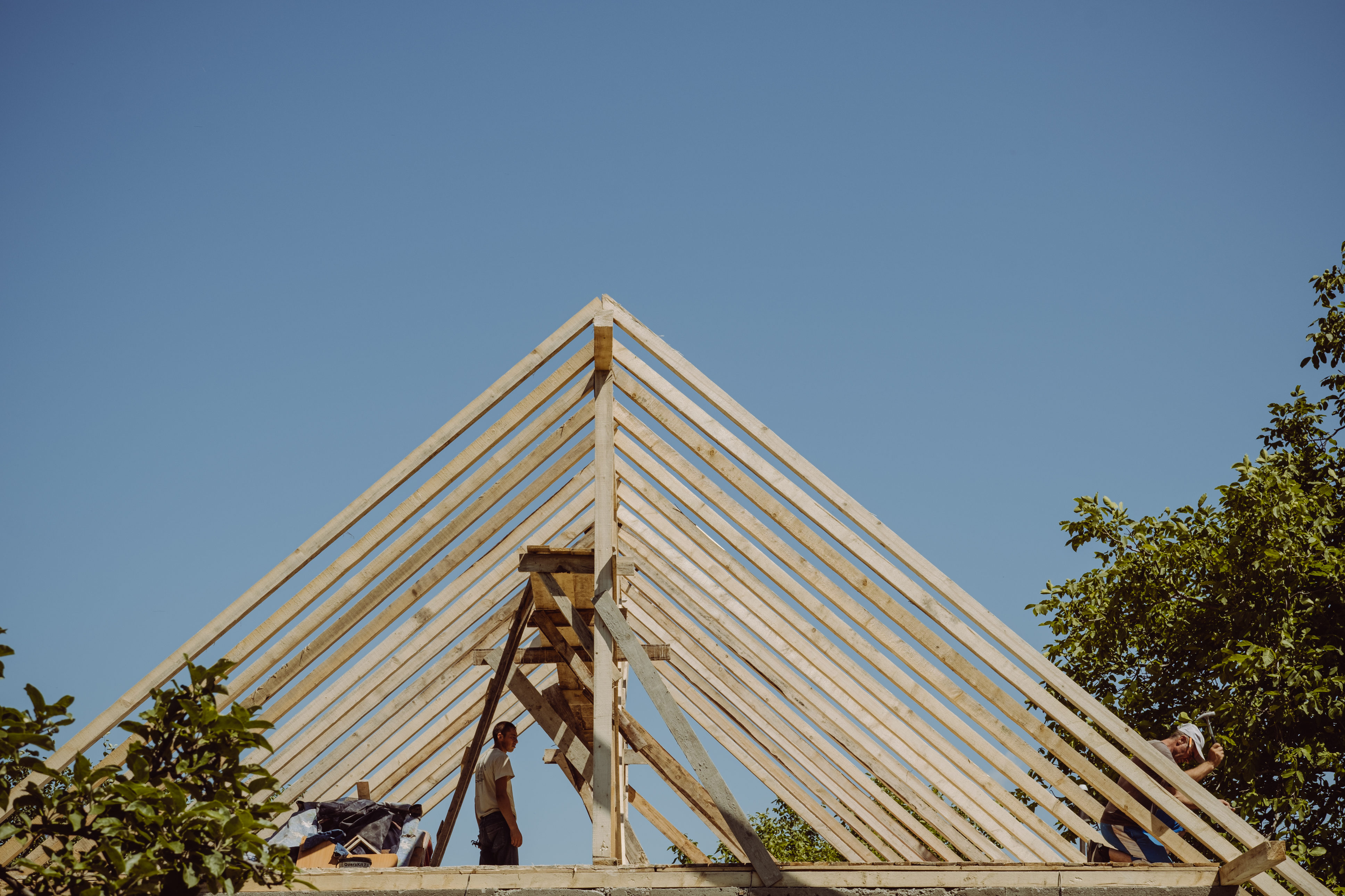 Casa familiei Baciu are un acoperiș nou