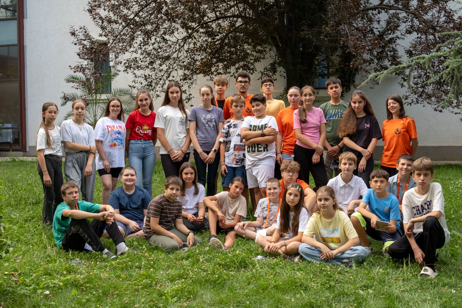 În vacanță, dar mai aproape de visurile lor: 25 de elevi, bursieri Pro Vita, au fost protagoniștii unei săptămâni speciale