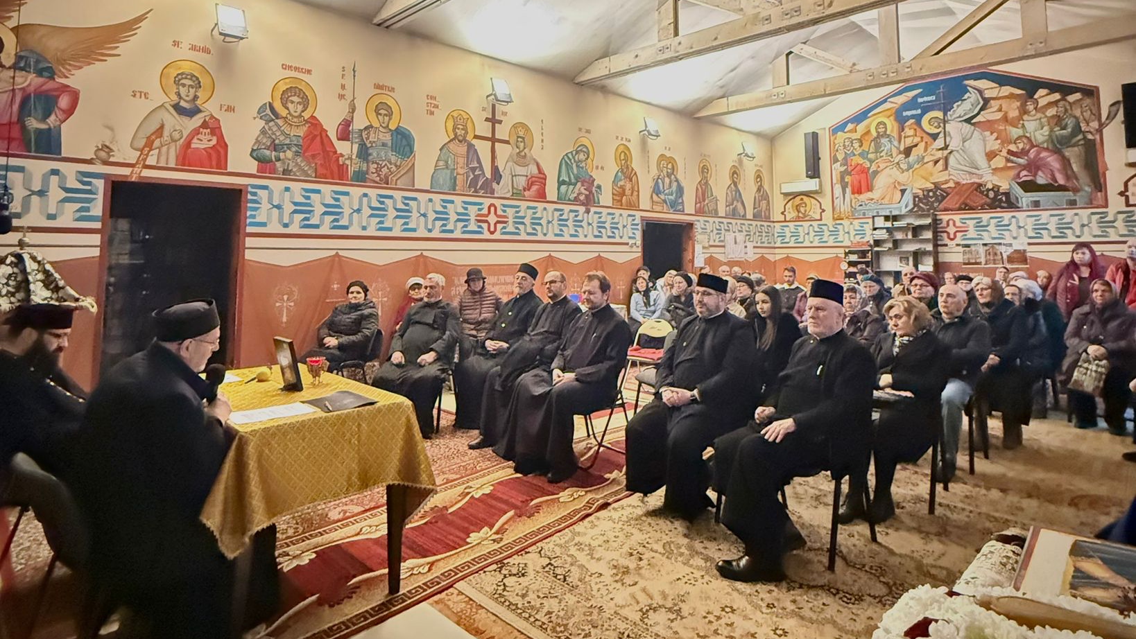 „Oameni de ieri, sfinții de azi - oameni de azi, sfinții de mâine”, conferință susținută de părintele Radu Brînză la Iași