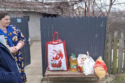 O nouă acțiune de sprijin pentru 40 de copii din Iași, Botoșani și Neamț, prin Bursele „Brațele Părintești”