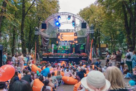 O sărbătoare a familiei, în inima Iașului: Festivalul familiei a adus împreună  11500 de copii, părinți și bunici