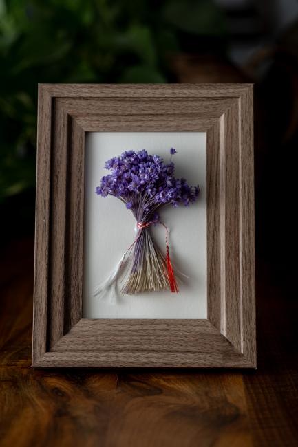 Decorațiune cu flori uscate-flori mov